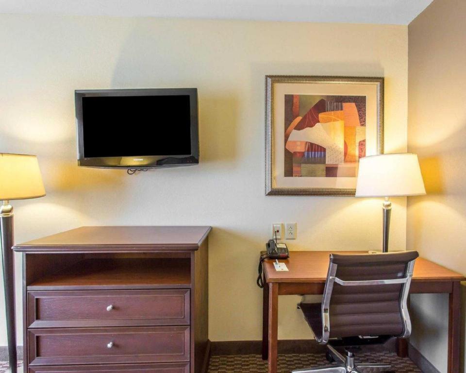 Comfort Inn & Suites Madisonville Luaran gambar