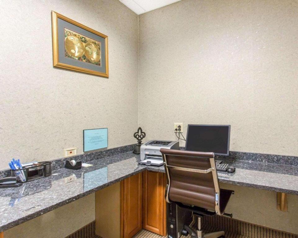 Comfort Inn & Suites Madisonville Luaran gambar