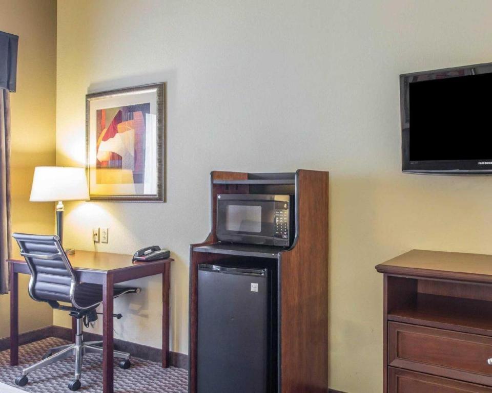 Comfort Inn & Suites Madisonville Luaran gambar