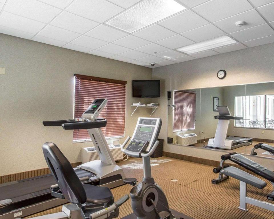 Comfort Inn & Suites Madisonville Luaran gambar