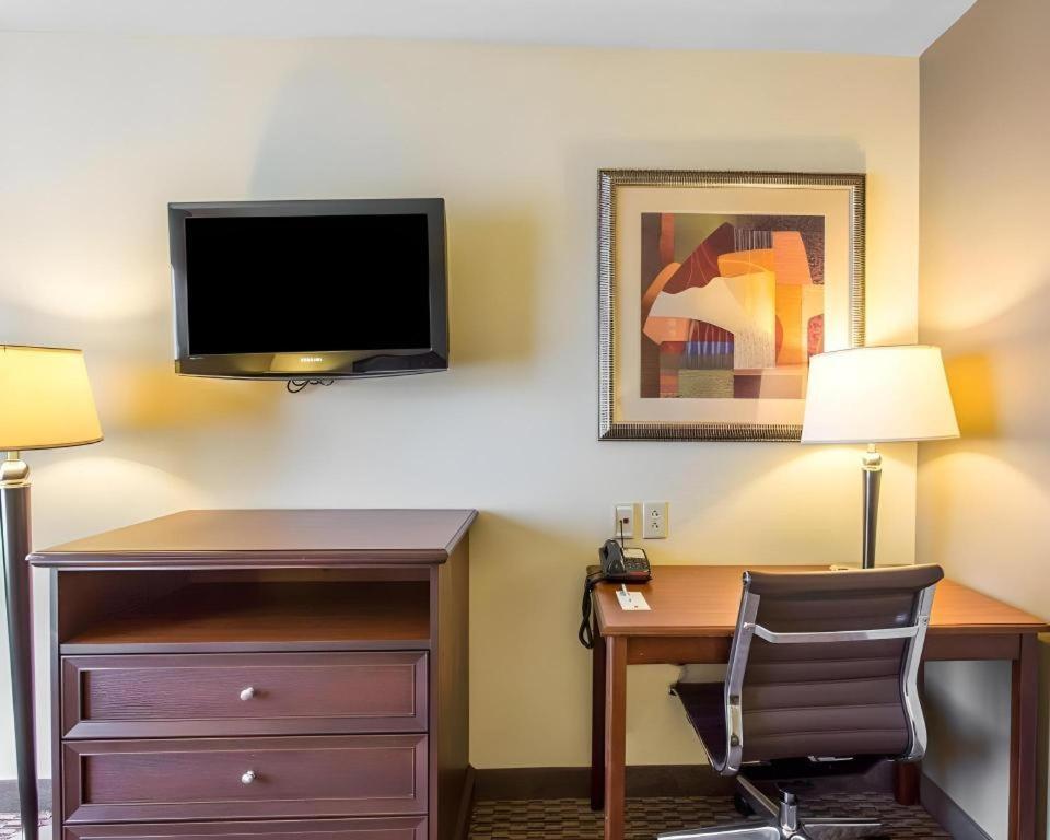 Comfort Inn & Suites Madisonville Luaran gambar
