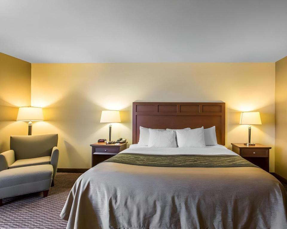 Comfort Inn & Suites Madisonville Luaran gambar