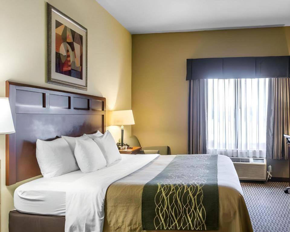 Comfort Inn & Suites Madisonville Luaran gambar