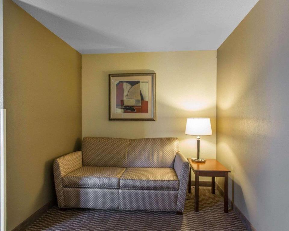 Comfort Inn & Suites Madisonville Luaran gambar