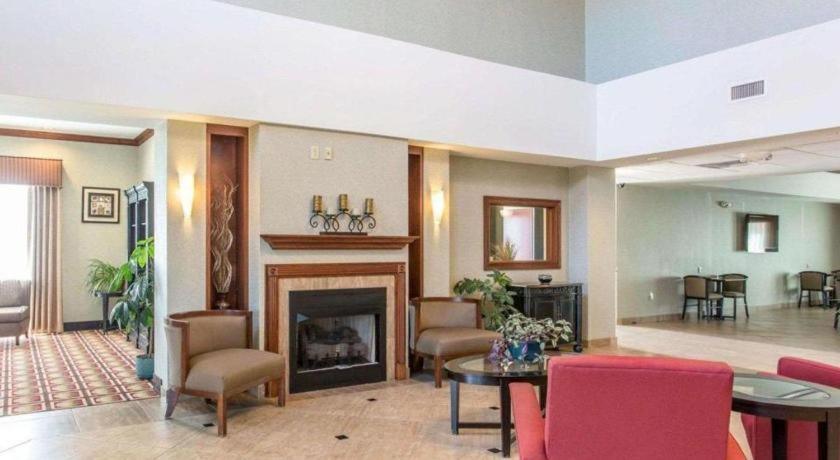 Comfort Inn & Suites Madisonville Luaran gambar