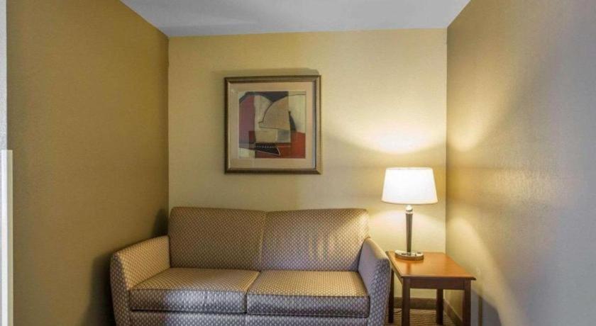 Comfort Inn & Suites Madisonville Luaran gambar